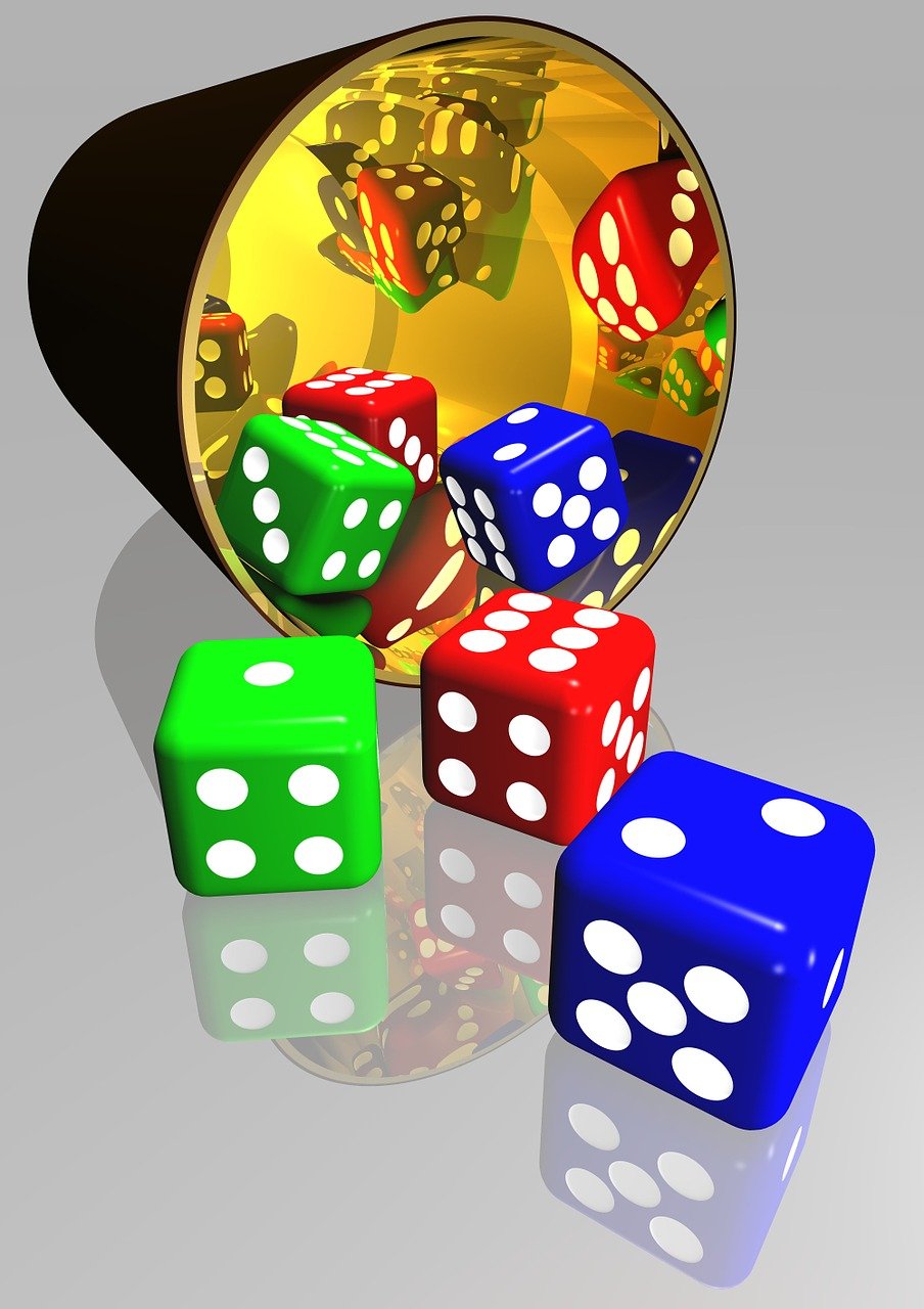 dice, gaming, play-586123.jpg